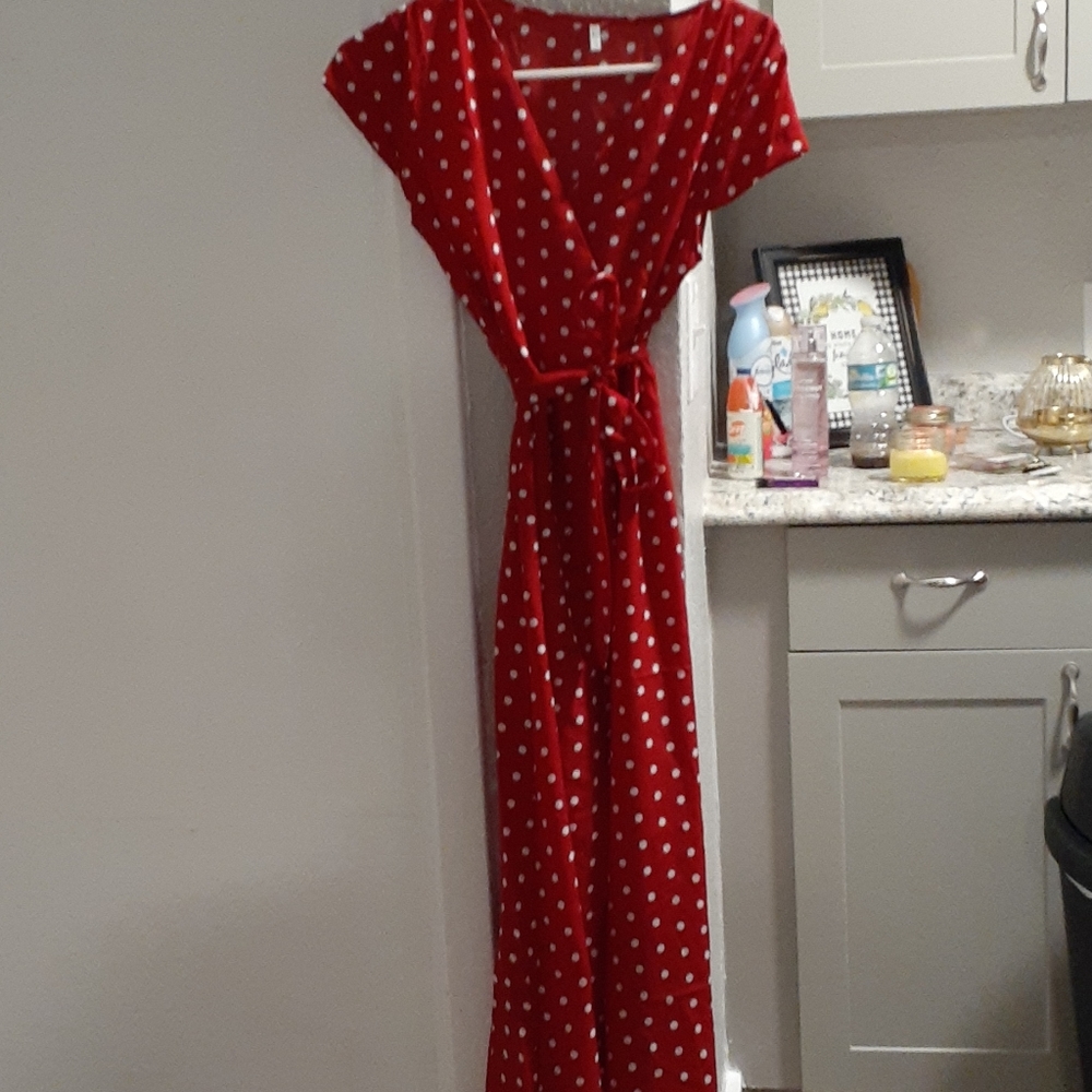 Polka dot high slit dress